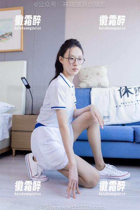 BoBoSocks袜啵啵-小安 BoBoSocks袜啵啵 - 难以忘怀的小安黑丝,各种角度的图片都让人着迷,那加固的脚尖,仿佛在吩咐我去发现更多。