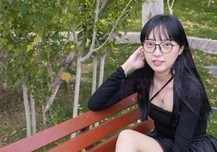 BoBoSocks袜啵啵 - 写真里是个风格，网盘里是个宝藏——稚予的木屐之旅。