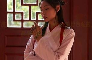 MiiTao蜜桃社 - 不夸张！咕噜Sweet的粉色私拍，每张图片都是一场温柔的诱惑。