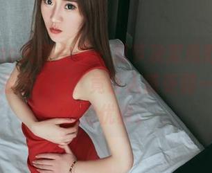 TouTiao头条女神 - 细节决定成败，曲佑熙的美足原图里，竟让人感受到一种说不出的优雅。