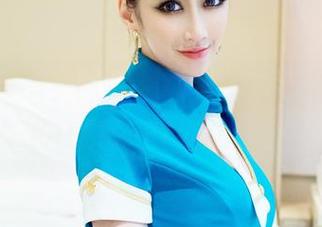 TuiGirl推女郎 - 别以为白衬衫就简单，松果儿在图库中给你上了一课！