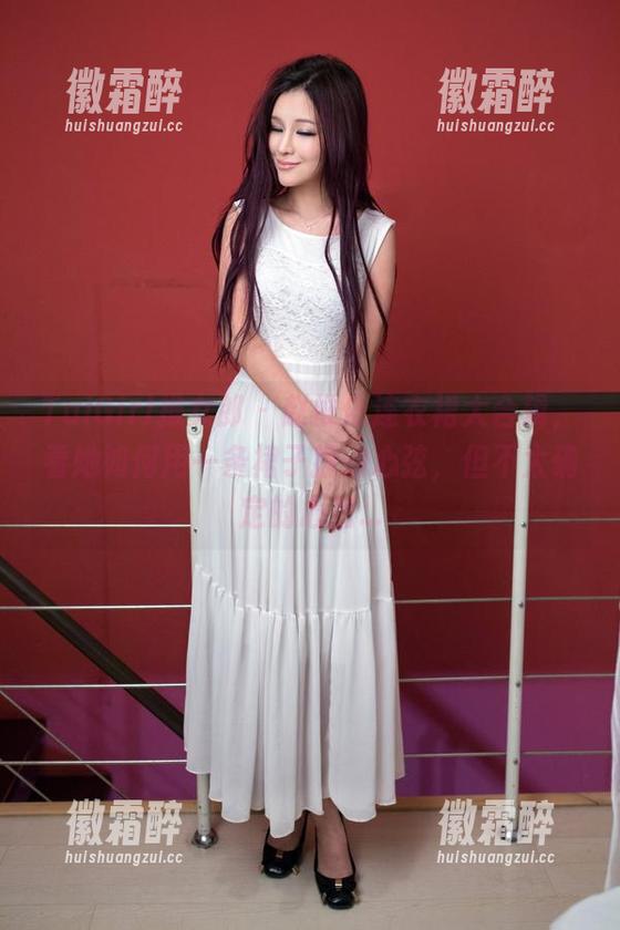 TuiGirl推女郎 - 赵惟依连衣裙大合辑，看她如何用一条裙子撩动心弦，但不太确定的心弦...