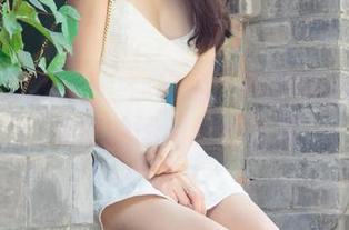 UGirls尤果网 - 你约吗？赵智妍白丝分享，心底的悸动停不下来。
