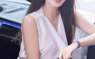 Xiuren秀人网 - 图集发散：乔漫妮mina女孩间的淡淡暧昧