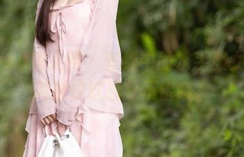 Xiuren秀人网 - 壁纸中的水手服女神，周慕汐这形象不错哦。