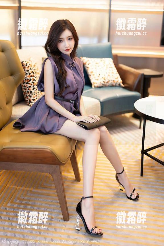 Xiuren秀人网-小九月 Xiuren秀人网 - 小九月的图库精选—撒娇式的朦胧丝袜,好像每个细节都在捉弄我…