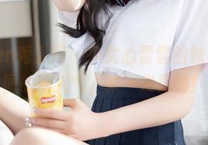 Xiuren秀人网 - 少女心雪雪的妹妹，原图的烟火气，来一发真的！