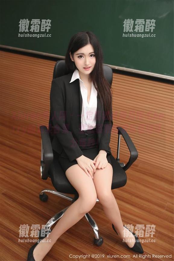 Xiuren秀人网 - 一定要试试绯月樱-Cherry的温柔合集，壁纸装载的欢乐值得每分每秒！