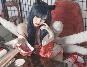 好奇Yuna(윤아)的原图，就像她的角色扮演，撩人但不露骨