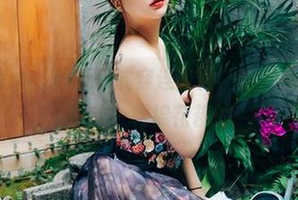 当yeeun孙乐乐试穿连衣裙，套图是如何变成一根棉花糖的