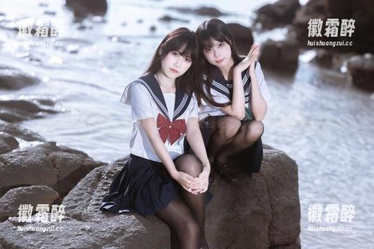 三无人型 三无人型带你进入蔚蓝档案的奇怪冒险,女警的姿态我打分!