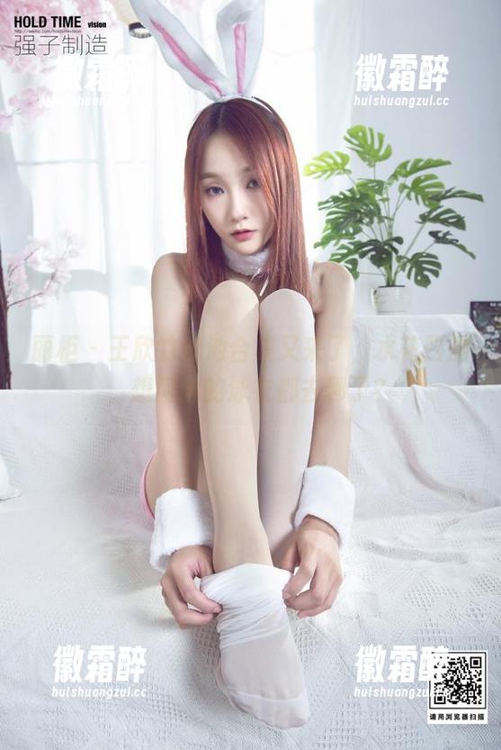 丽柜-王欣竹 丽柜 - 王欣竹泳池合集又来了,水花四溅,想问她的泳衣都去哪了?