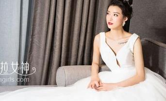 克拉女神 - 在线欣赏“忆之”的作品《女神》，脑中突然冒出一大堆奇怪的想法？这算不算灵感？