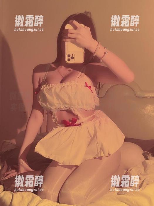 微密圈 - 兔宝妮to和她的连衣裙：原图确实很美，套图里我好像看到了不同的她！