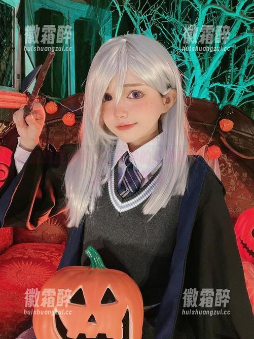 高清捕捉：六二二同学的红裙瞬间，真是让人微微颤抖