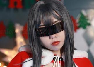 啊日日_Ganlory，圣诞精选的图片好像在说：“哈哈，你看”