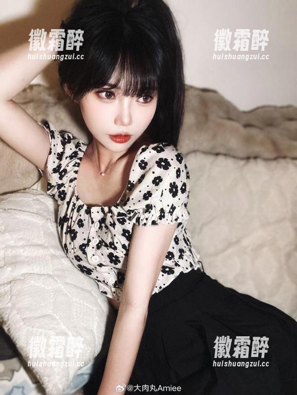 大肉丸Amiee朝九晚五不穿睡衣的理由大揭晓…作品合集给你吧！