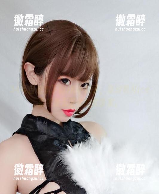 34号自拍本下的JK小裙子，奈汐酱Nice果然是无圣光的美学家。