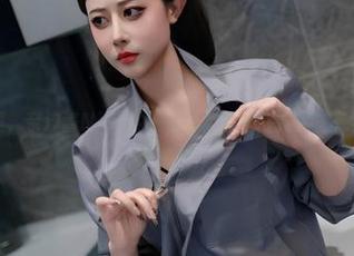 私房写真里，奈汐酱Nice的棉袜可能会让你对人生有全新看法～