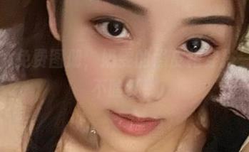 微密圈 - 免费图册，奶雯的黑皮裙穿搭——看我不脸红。