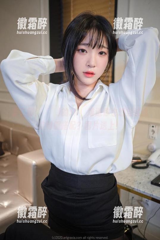 姜仁卿(강인경)的JK，难道你也想尝试这款制服搭配？图片送上！