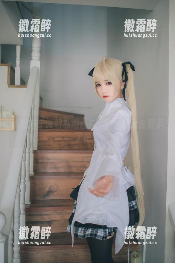 小野妹子w的私拍合集：学姐也太会展示了吧！