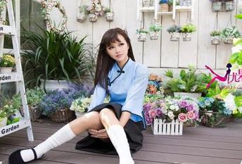 尤果网 - 精选王谨轩泳装：闻到我惹的事儿了没？