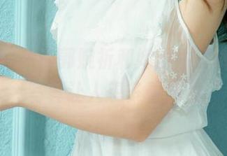 尤果网 - 碰到郭婉祈和她的牛仔裤，高清写真让人想多看几眼