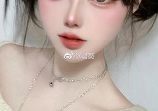 网袜加持，照片里嶋葵的另一种味道
