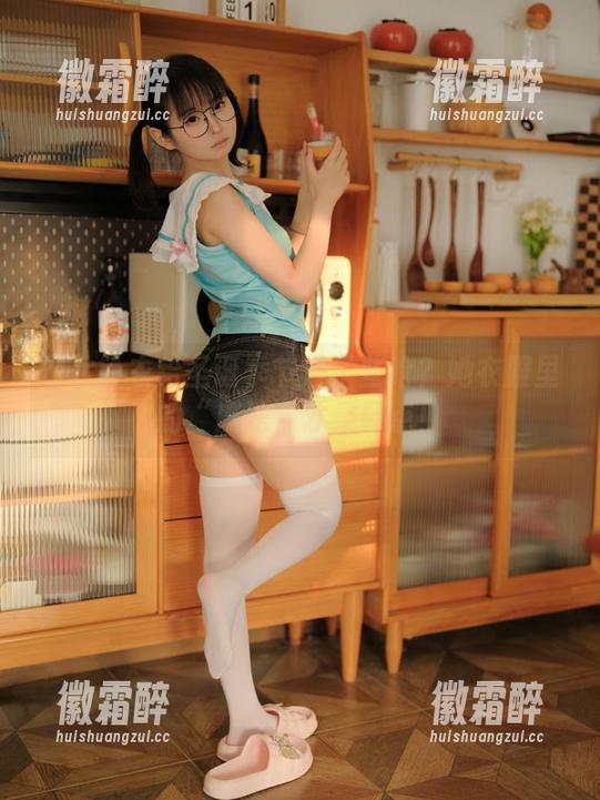 幼水铃衣给圣诞季节添了些啥？她衣服里的“魔法”才是要点！