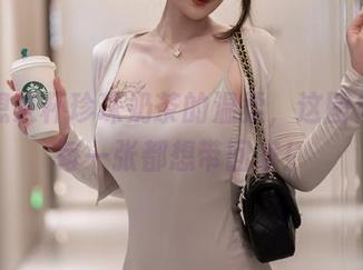 星澜想来杯珍珠奶茶的温柔，这图包里的每一张都想带回家！