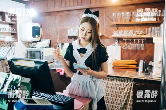 普美Bomi(보미)的Bimilstory：一张福利图片，治疗师Bomi有点不按套路出牌了！
