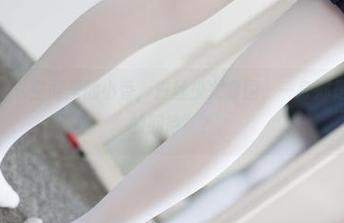 森萝财团 - K空间里的小香，白丝少女套图，一身都是“我懂你的期待”？