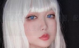 随手下载椒妮佐仁的“大凤”原图，配个咖啡，人生真不错。