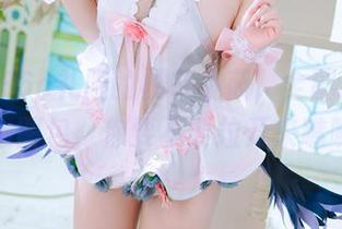 穿着g36c礼服的樱井小莜，全副武装的优雅图包，你要不要拉开来瞧瞧？