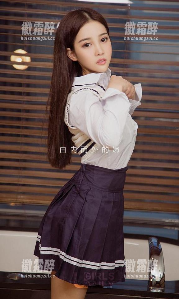 爱尤物 - 你没见过的娜依灵儿礼服分享，保证令生活增色不少！
