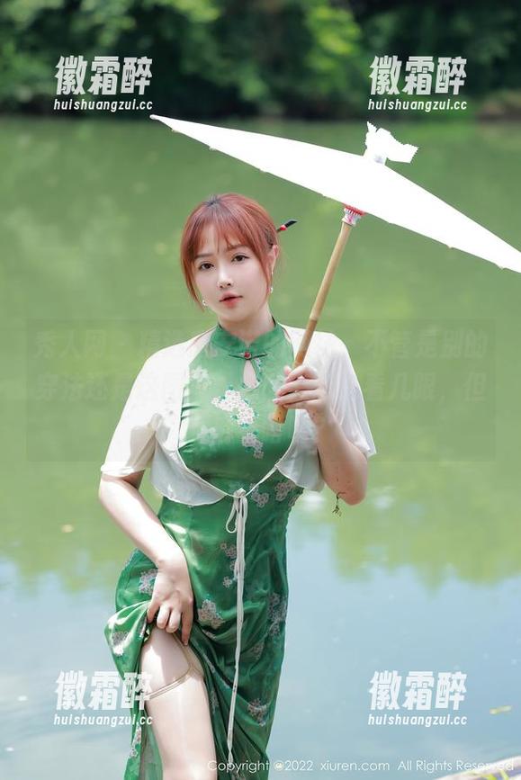 秀人网 - 精选唐安诺的网袜，不管是别的穿法还是这图集，总让人想多看几眼，但到底看啥呢？