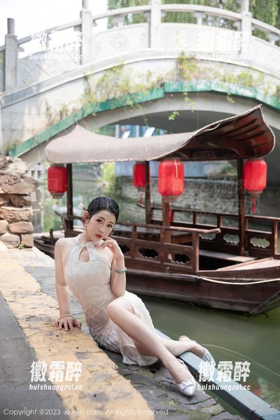 秀人网 - 娜露Selena那张无圣光的肉丝，真是…让我瞪大了眼睛，原来美丽可以这般真实！