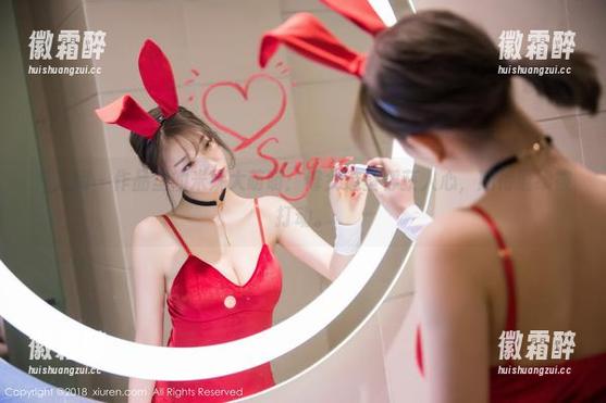 秀人网 - 作品里的米妮大萌萌：修女造型俘获人心，期待继续被打动。