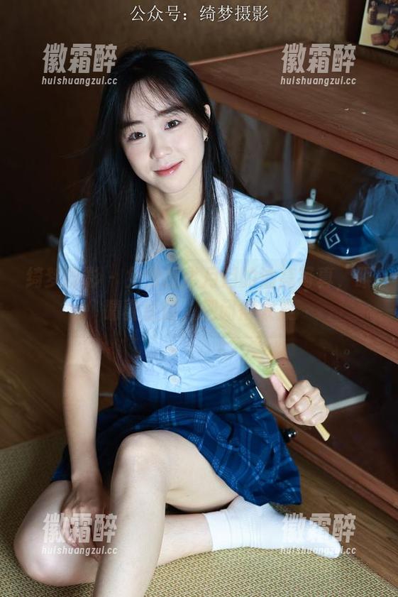 绮梦摄影-月月 绮梦摄影 - 免费提供月月的油亮写真,眼睛要留意,别闭得太紧