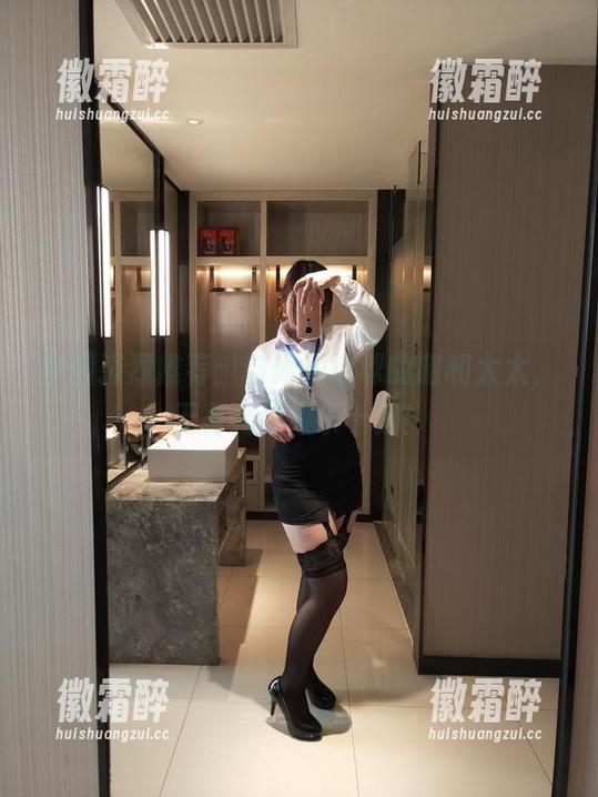 套图强烈推荐：自闭颜球球的昭和太太，无圣光但娱乐十足！