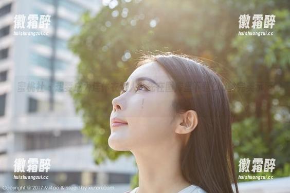 蜜桃社-Lra 蜜桃社 - 想要成为连体衣达人?先在图库里下载Lra的完美示范!