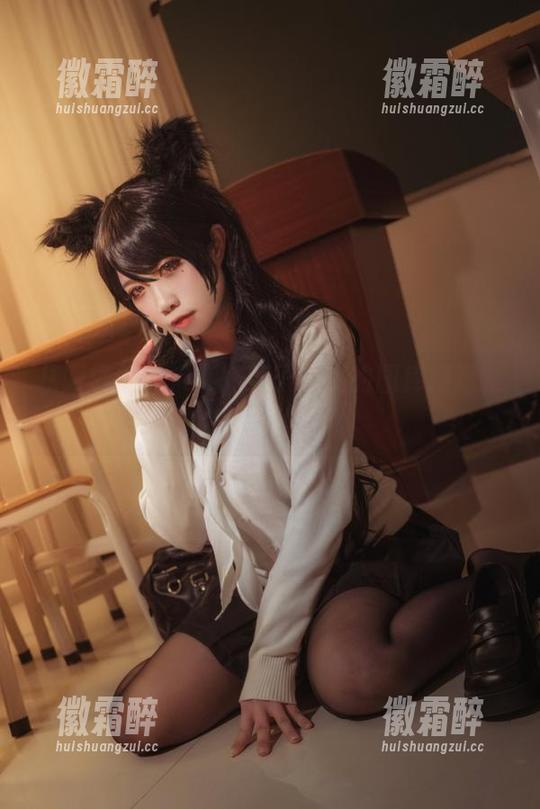 从眼镜看到未来！贞子蜜桃的图库精选，点亮你的日常