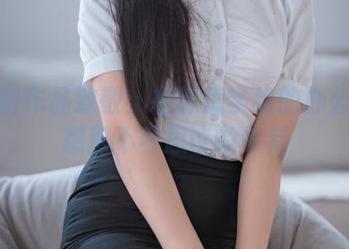 向定制作品致敬：在轩萧学姐的办公室遐想那不可思议的午后