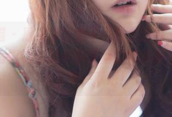 轰趴猫 - 原来水手服不仅仅是回忆，陈雅漫的写真让我想起那些黯淡的青春，你也来分享一下吧！